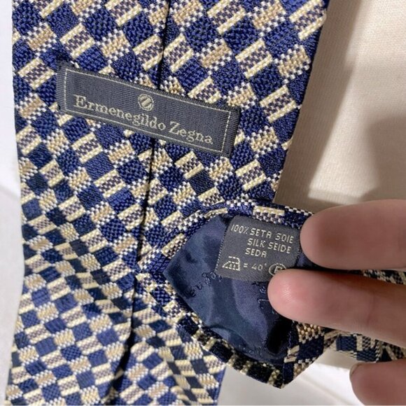 Vintage Ermenegildo Zegna Blue Tan Square Print 100% Silk Tie - Picture 3 of 9
